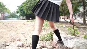 Japanese sexy schoolgirl